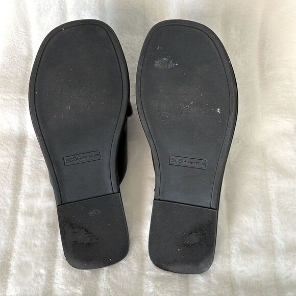 BCBGeneration Women’s Tabby Square Toe Cross Slide Sandal, black/silver, size 6 - Picture 10 of 11